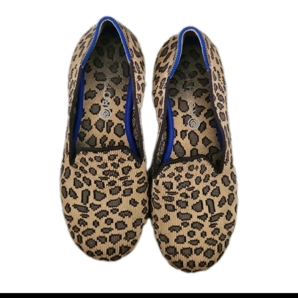 Rothys Kids Loafer In Spotted Loafer 1K - Picture 3 of 12